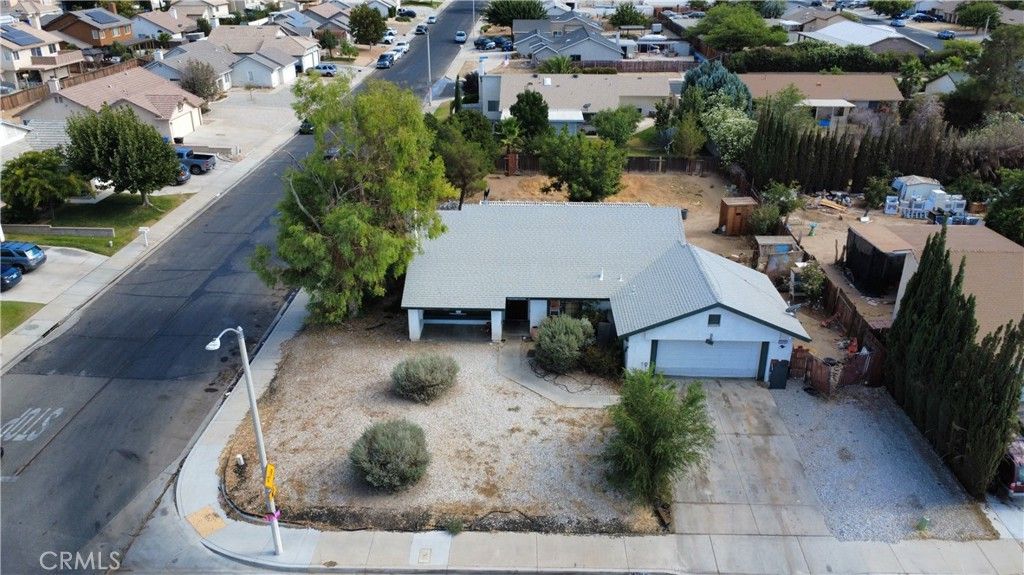 Image 4 of property listing at 14291 Luna Road, Victorville, CA 92392