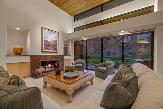 49025 Calle Flora, La Quinta, CA 92253