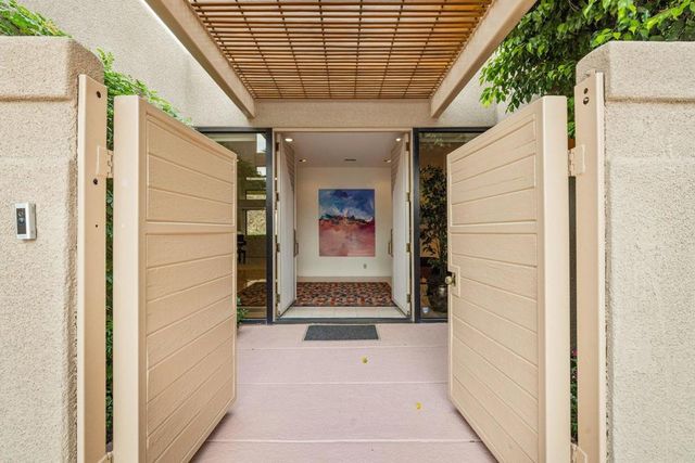 49025 Calle Flora, La Quinta, CA 92253