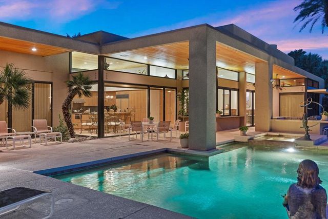 49025 Calle Flora, La Quinta, CA 92253