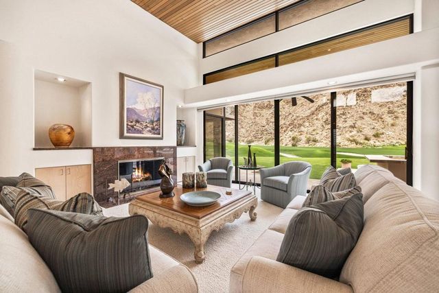 49025 Calle Flora, La Quinta, CA 92253