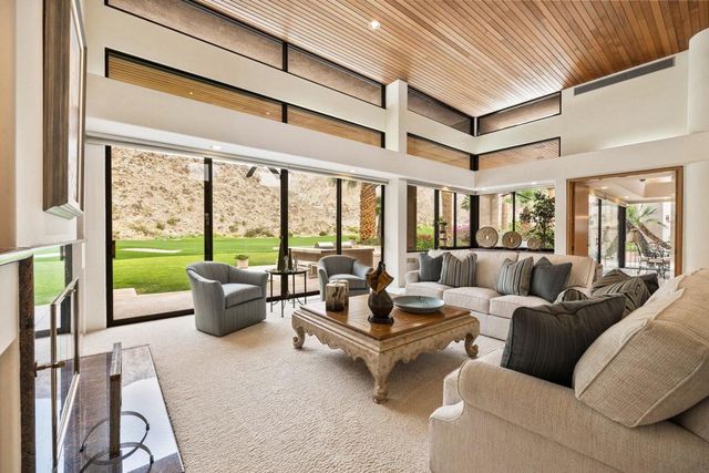 49025 Calle Flora, La Quinta, CA 92253