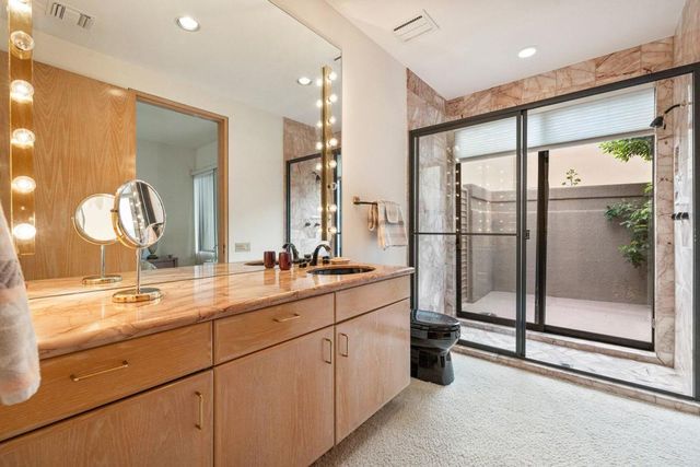 49025 Calle Flora, La Quinta, CA 92253