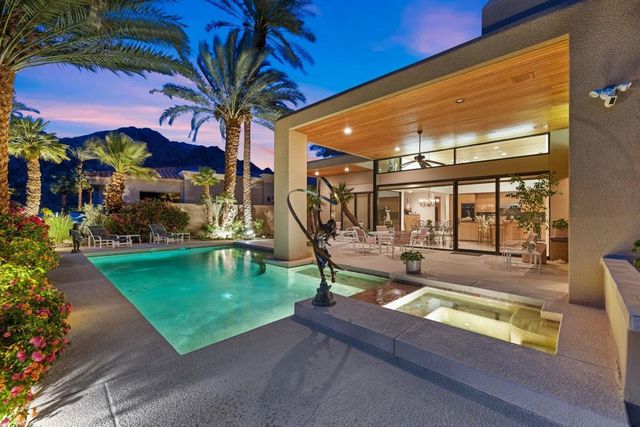 49025 Calle Flora, La Quinta, CA 92253