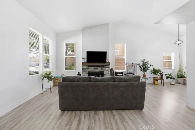 40149 La Cota Drive 219, Palmdale, CA 93550
