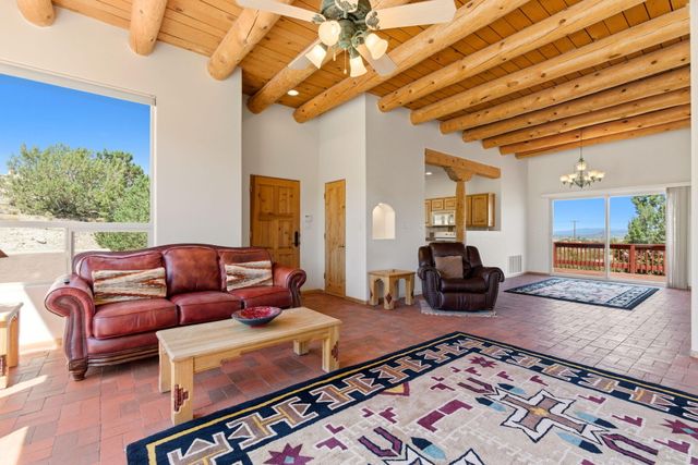 21 Vista De Oro, Placitas, NM 87043