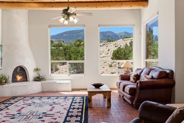 21 Vista De Oro, Placitas, NM 87043