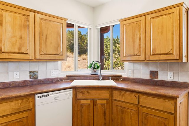 21 Vista De Oro, Placitas, NM 87043