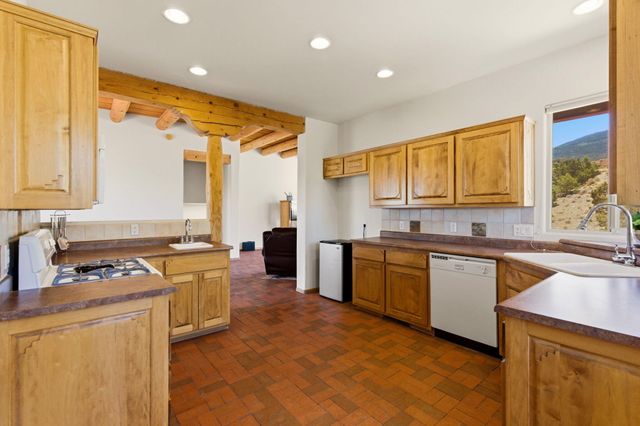 21 Vista De Oro, Placitas, NM 87043
