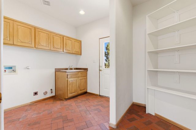 21 Vista De Oro, Placitas, NM 87043