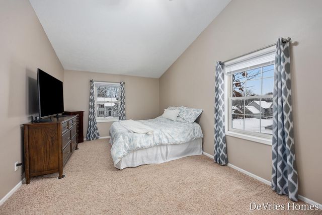 1711 Oakvale Drive, Wyoming, MI 49519