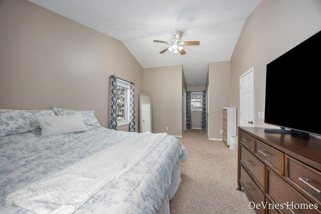 1711 Oakvale Drive, Wyoming, MI 49519