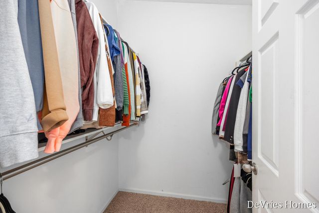 1711 Oakvale Drive, Wyoming, MI 49519