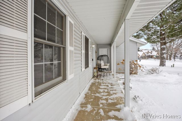 1711 Oakvale Drive, Wyoming, MI 49519