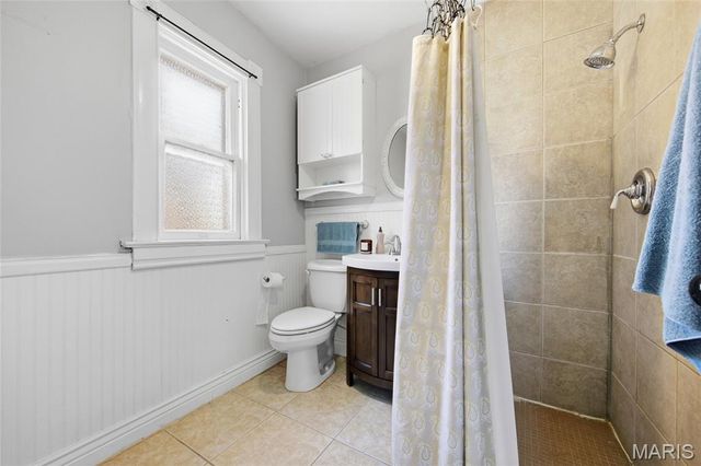 1216 N 5th Street, St Charles, MO 63301