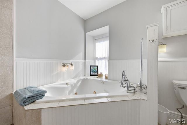 1216 N 5th Street, St Charles, MO 63301