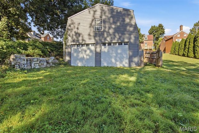 1216 N 5th Street, St Charles, MO 63301