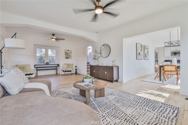 1301 W 46th, Los Angeles, CA 90037