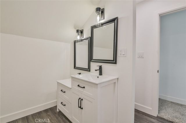 1301 W 46th, Los Angeles, CA 90037