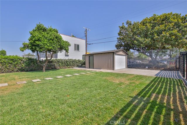 1301 W 46th, Los Angeles, CA 90037