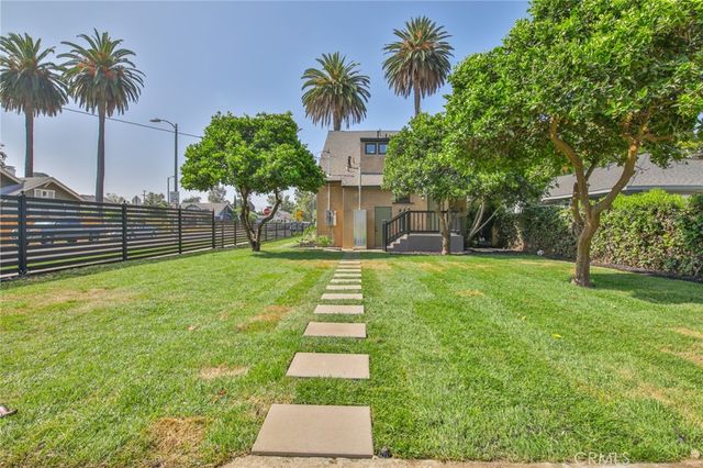 1301 W 46th, Los Angeles, CA 90037