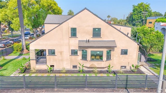 1301 W 46th, Los Angeles, CA 90037
