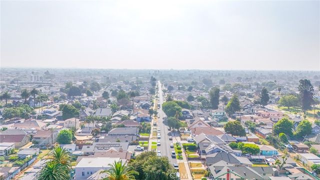 1301 W 46th, Los Angeles, CA 90037
