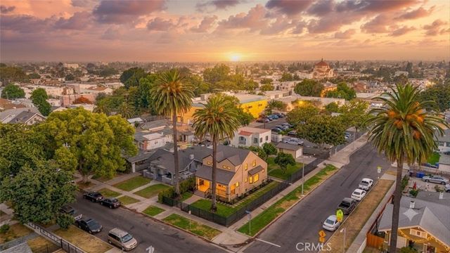 1301 W 46th, Los Angeles, CA 90037