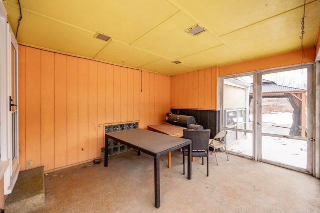 1751 Gary Avenue, Aurora, IL 60505