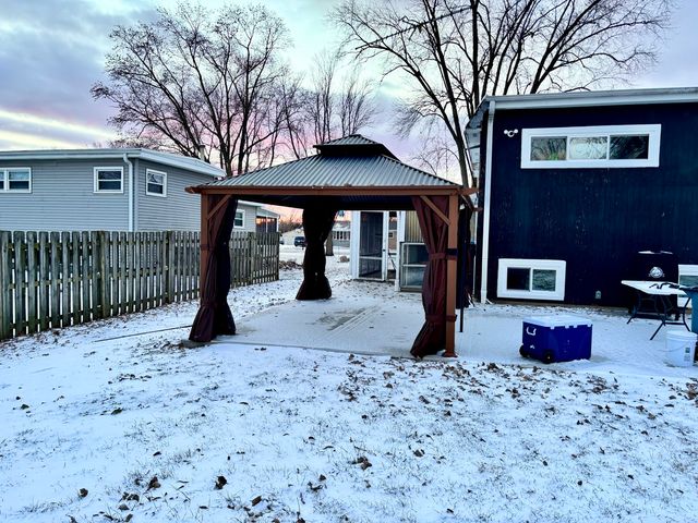 1751 Gary Avenue, Aurora, IL 60505