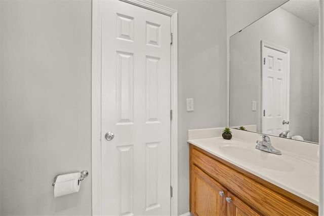 1948 N 80th Court, Kansas City, KS 66112