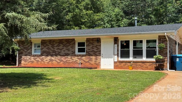 143 Mountain View Street, Forest City, NC 28043