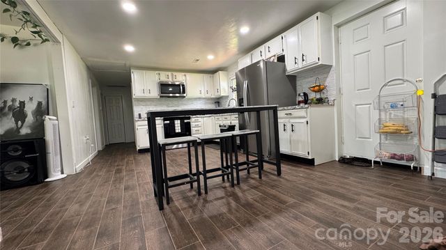 143 Mountain View Street, Forest City, NC 28043