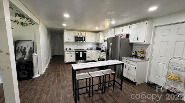 143 Mountain View Street, Forest City, NC 28043