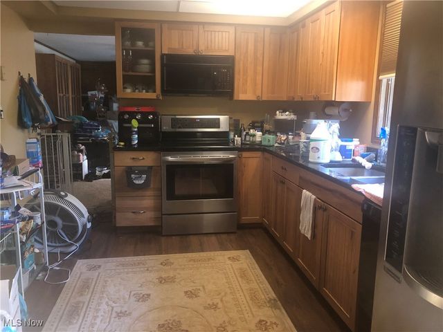 3555 Good Road, Seville, OH 44273