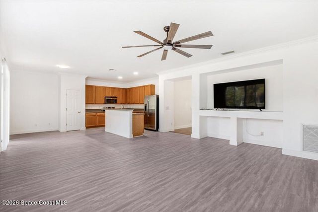 2361 SE Grand Drive, Port St. Lucie, FL 34952