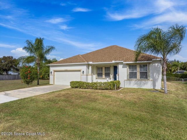 2361 SE Grand Drive, Port St. Lucie, FL 34952