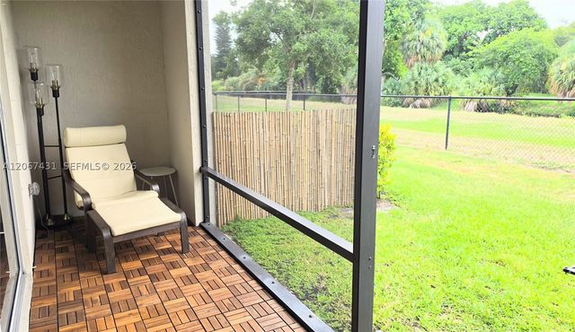 1127 Vermilion Dr, Lake Worth, FL 33461