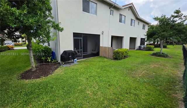 1127 Vermilion Dr, Lake Worth, FL 33461