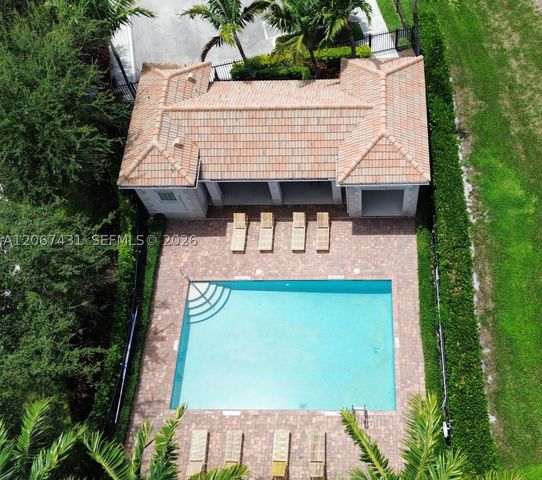 1127 Vermilion Dr, Lake Worth, FL 33461