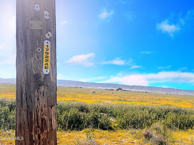 W Avenue G, Lancaster, CA 93536