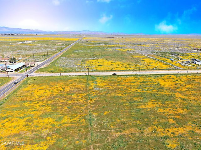 W Avenue G, Lancaster, CA 93536