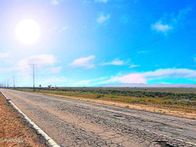 W Avenue G, Lancaster, CA 93536