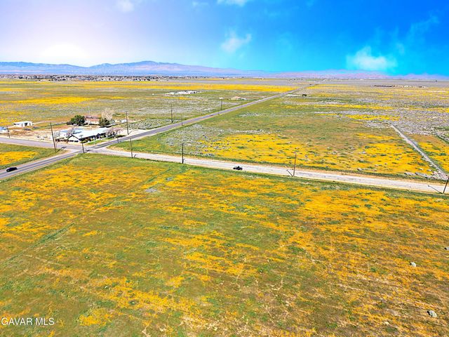 W Avenue G, Lancaster, CA 93536