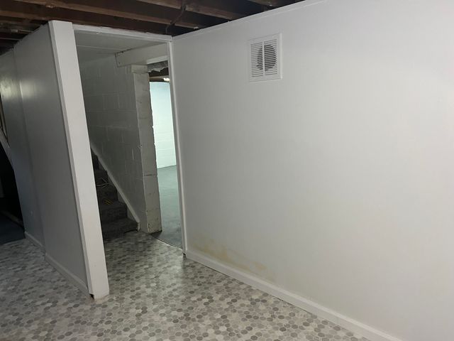 1726 Upland Drive, Kalamazoo, MI 49048