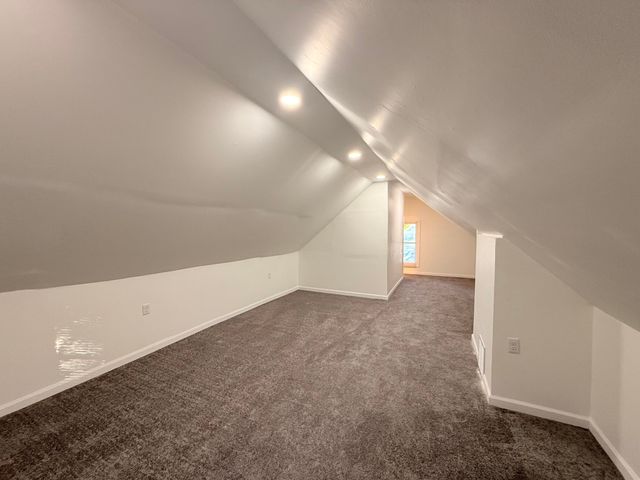 1726 Upland Drive, Kalamazoo, MI 49048