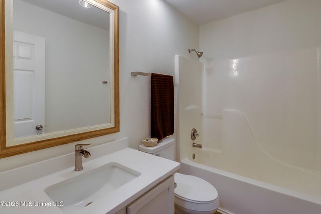 9834 Pokai Way, Diamondhead, MS 39525