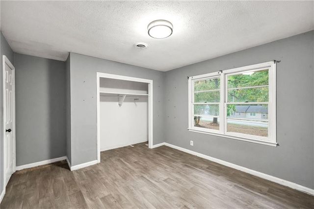 4006 Burns Road SW, Lilburn, GA 30047