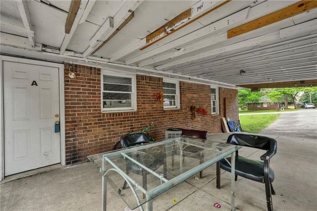 4006 Burns Road SW, Lilburn, GA 30047