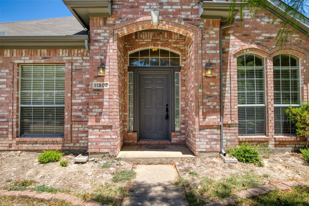 11902 Amber Valley Drive, Frisco, TX 75035